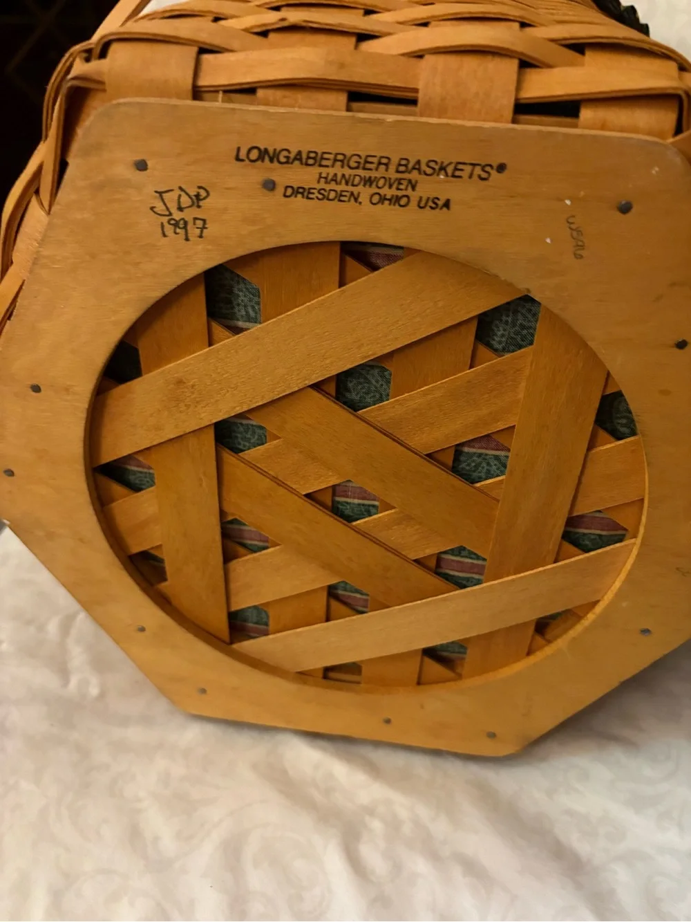 Longaberger 1997 Snowflake Basket with Green & Red Liner